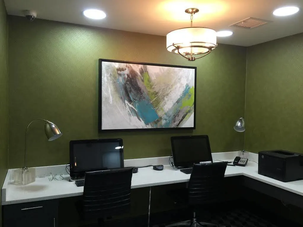 Best Western Plus Laguardia Airport Hotel Nueva York 3*,